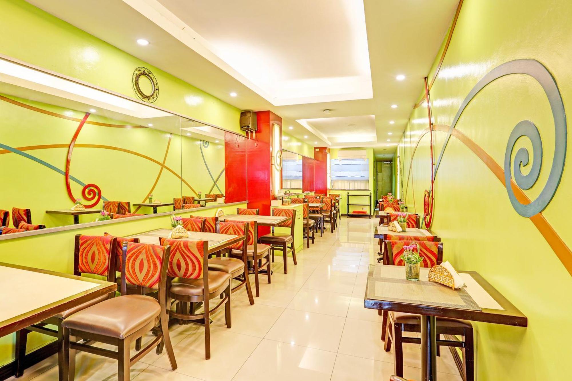 Townhouse Oak Makati Manila Near Pnr Pasay Evangelista Formerly Vip Suites Makati City Eksteriør bilde