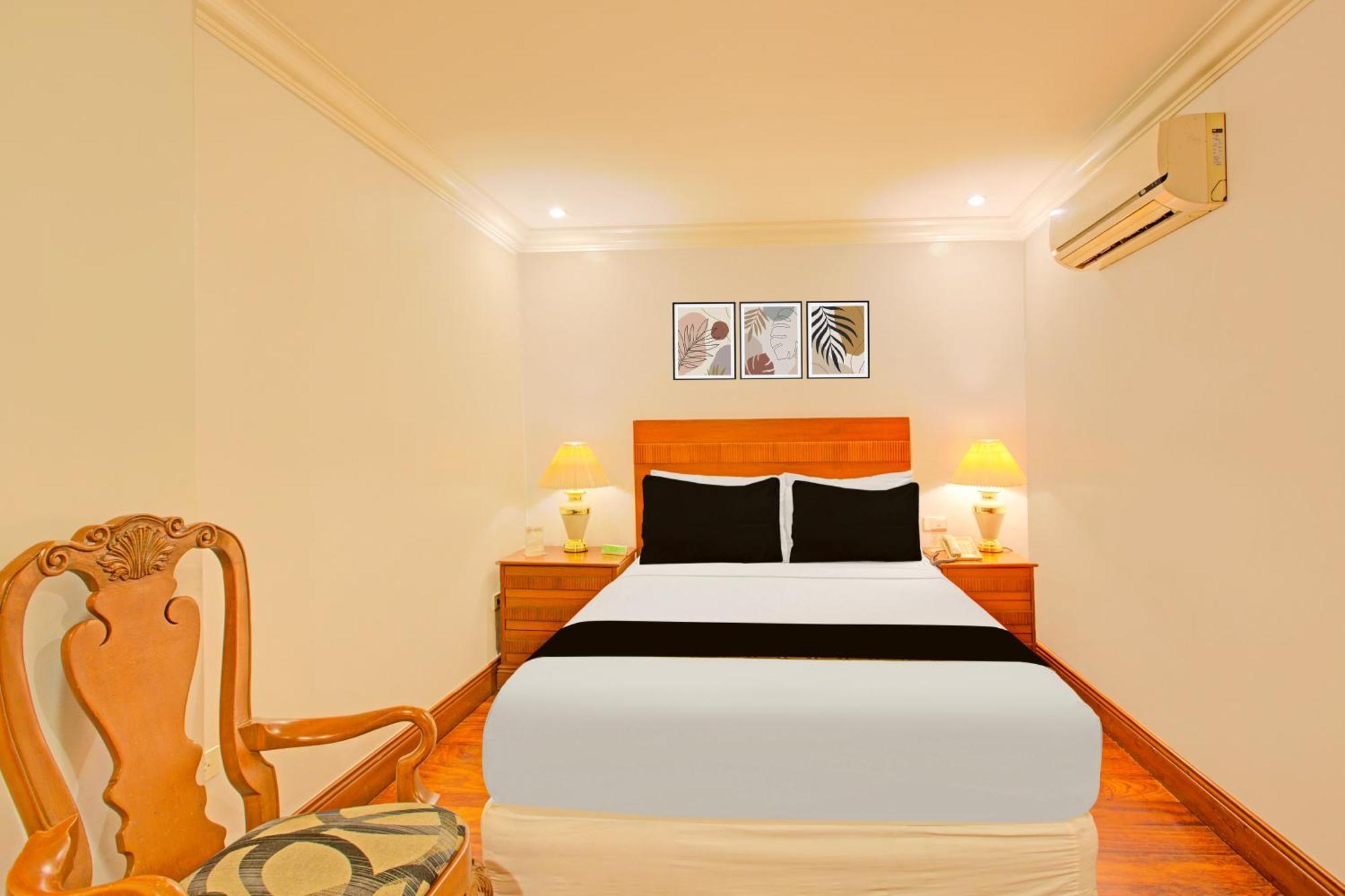 Townhouse Oak Makati Manila Near Pnr Pasay Evangelista Formerly Vip Suites Makati City Eksteriør bilde